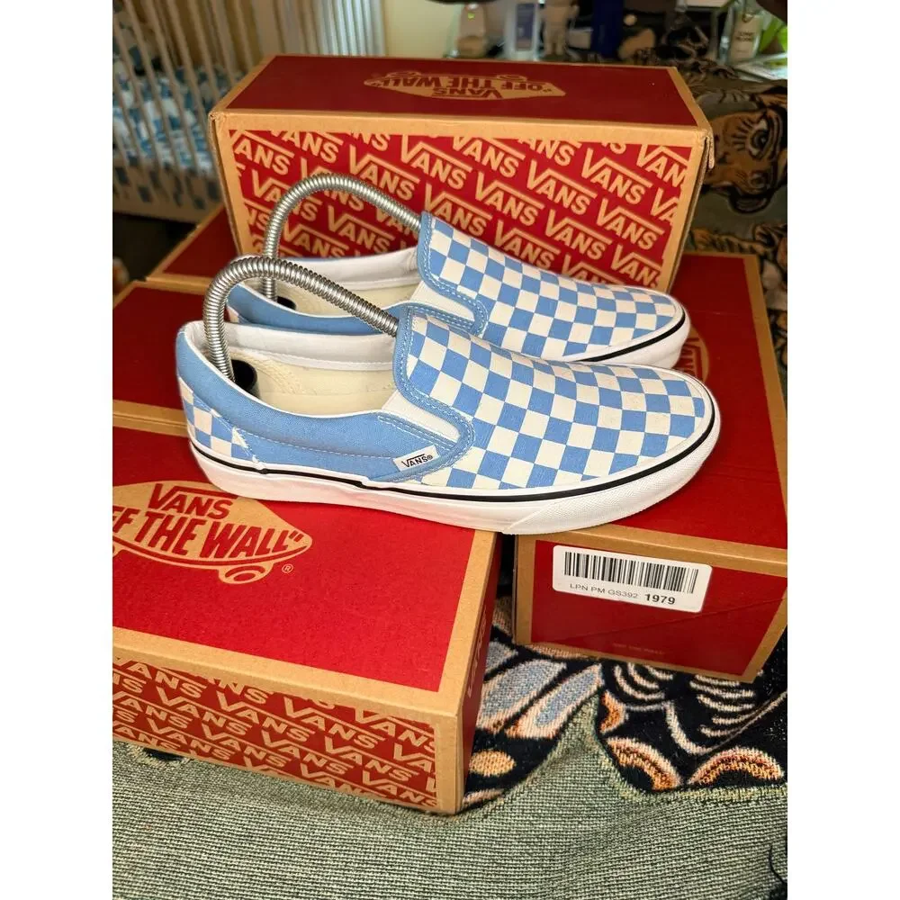 Nearly new Vans Slip On Heritage Blue Men 8/Women 9.5
